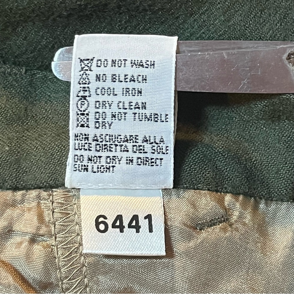 Vintage Sisley Italian 100% Virgin Wool Military Green Pleated Shorts Size 28 - Picture 4 of 9